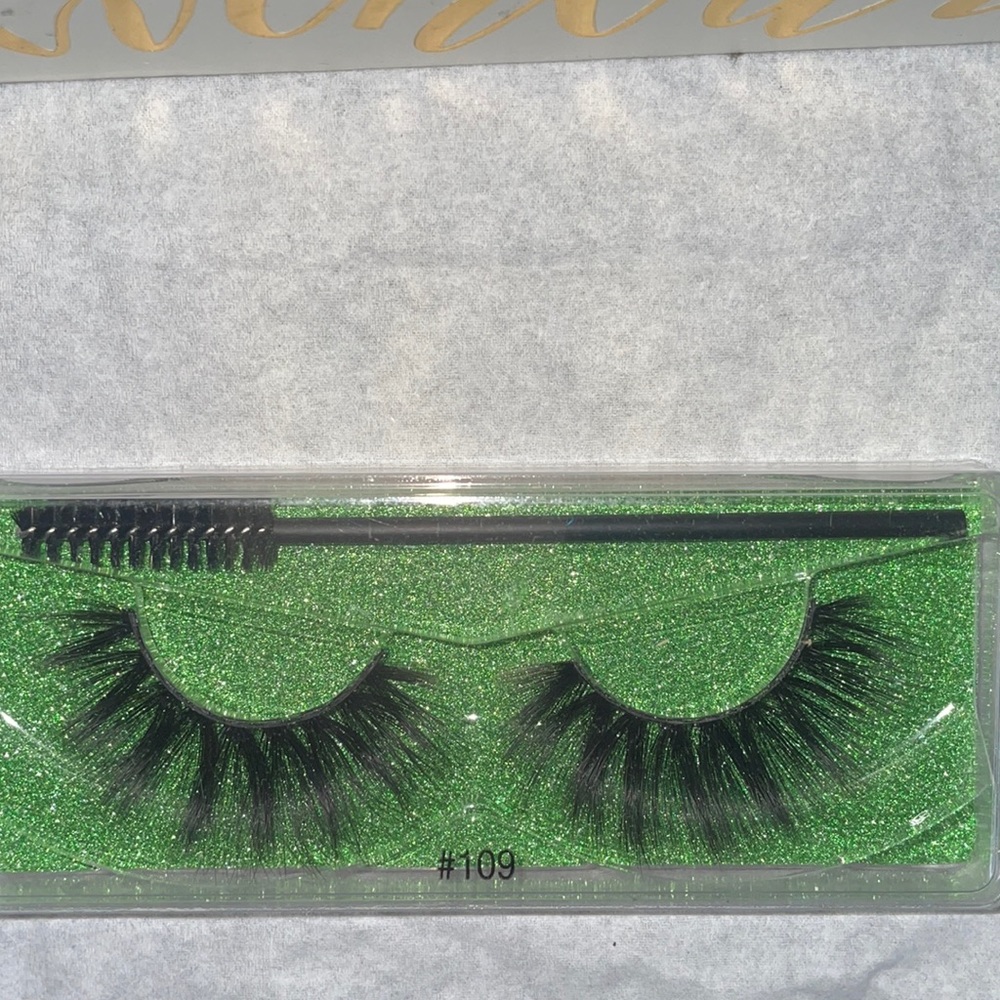 Lashes